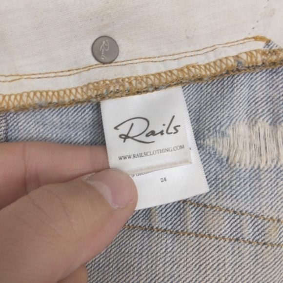 Rails Logan Medium Vintage Wash Short Size 24 💙 - Picture 7 of 8